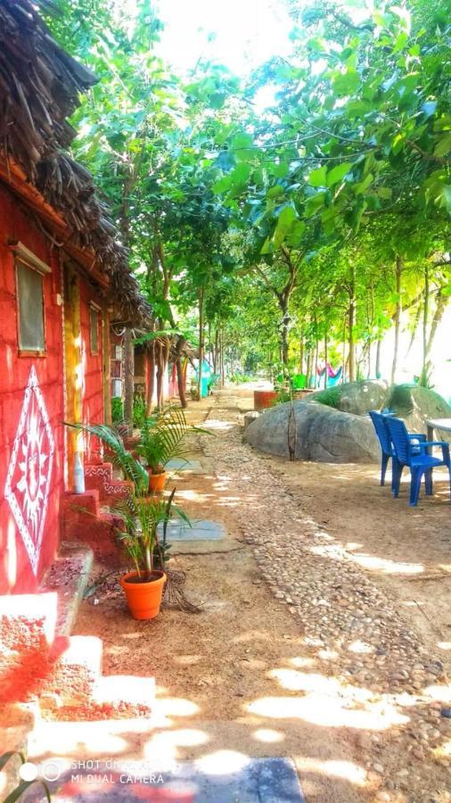 Om Shanti Om Homestay Hampi Exteriér fotografie