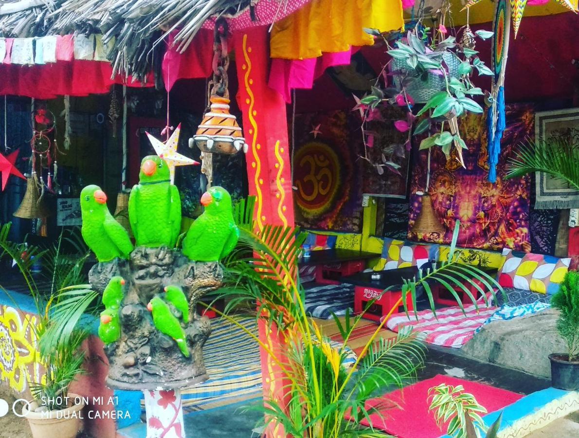 Om Shanti Om Homestay Hampi Exteriér fotografie